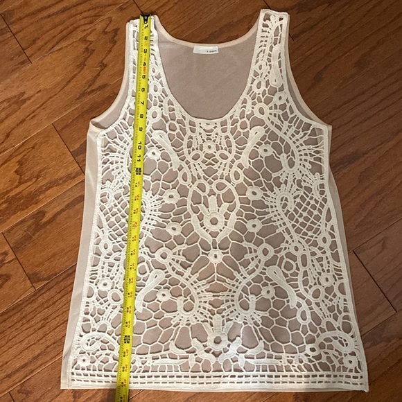 K Dream cream crochet tank top - Size Small - Picture 9 of 10